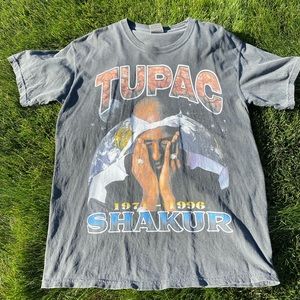 🔥 2pac “keep ya head up” tee